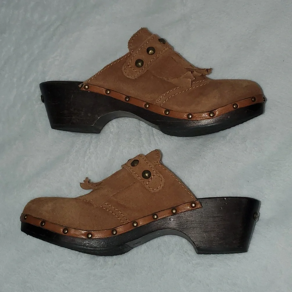 Michael Kors Rye Fringed Suede Studded Platform Clogs Size 8 - Picture 11 of 12